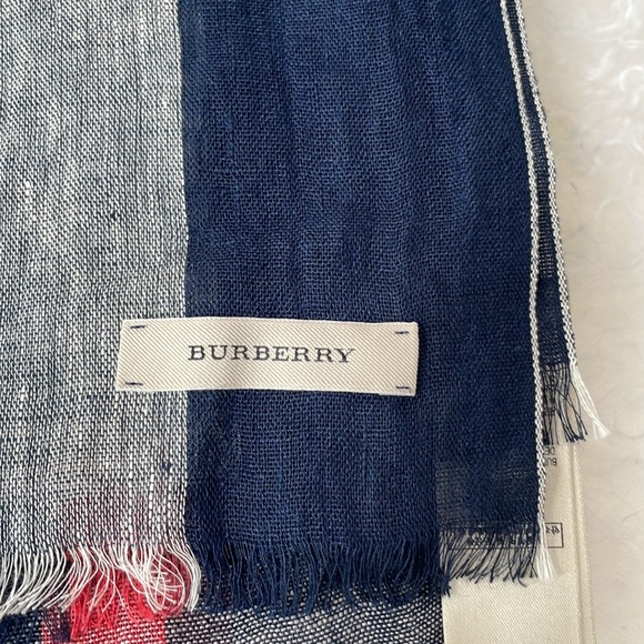 Burberry Check Linen Scarf. Authentic - Picture 6 of 8